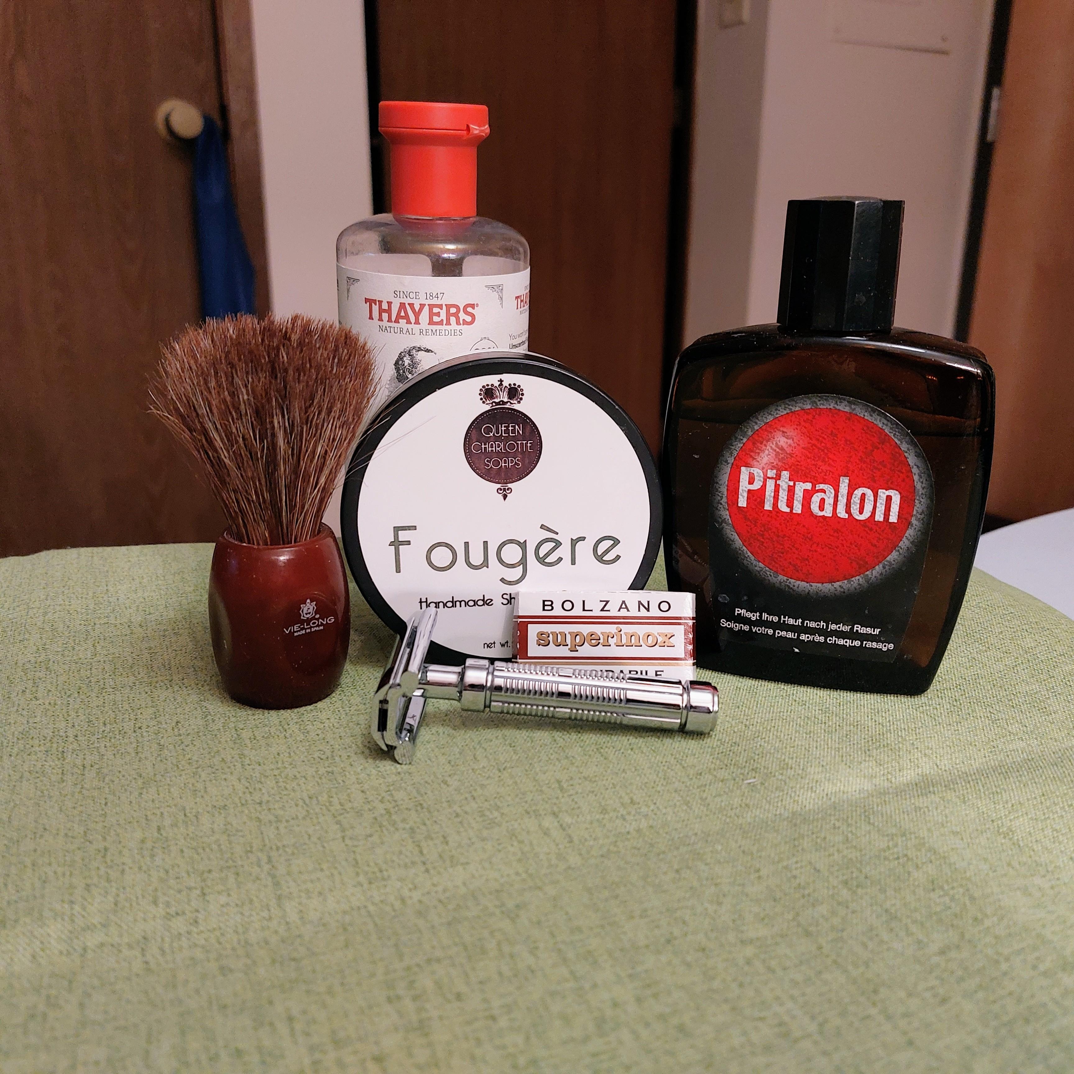 4d1f1b99058943f05bda7630ac0f71b4.jpg
